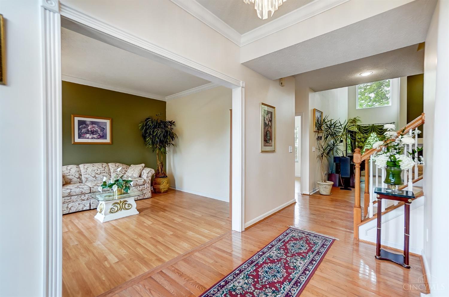 5733 Thornberry Court