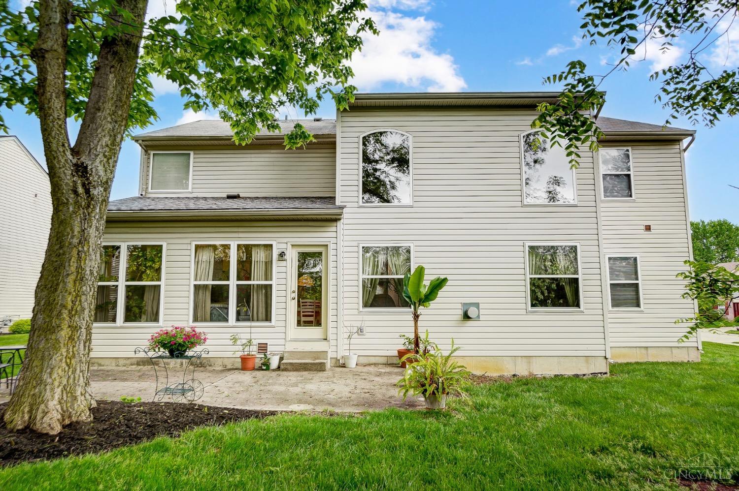 5733 Thornberry Court