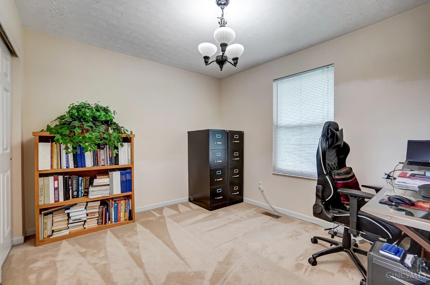 5733 Thornberry Court