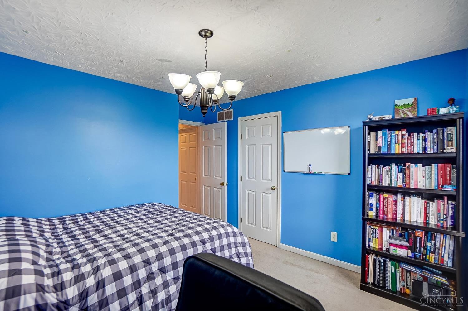 5733 Thornberry Court