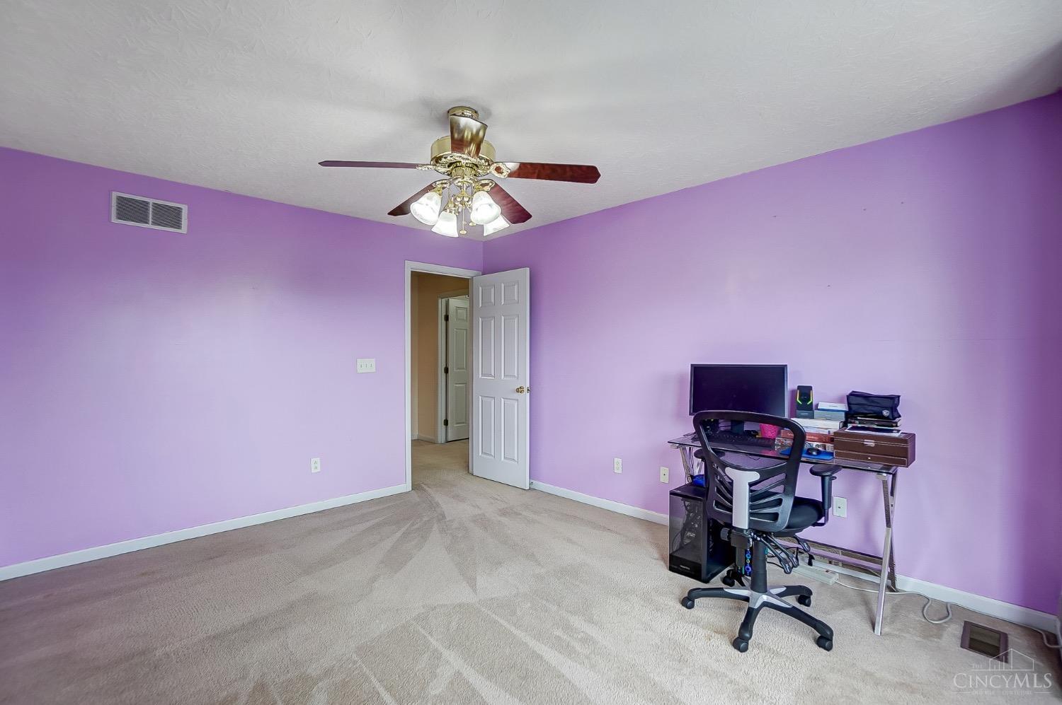 5733 Thornberry Court