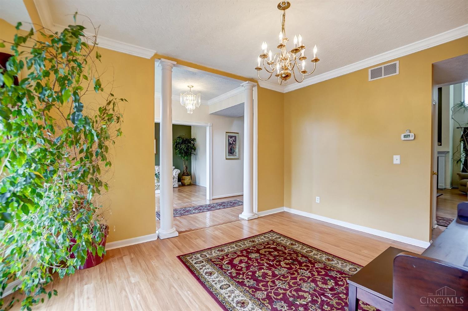 5733 Thornberry Court