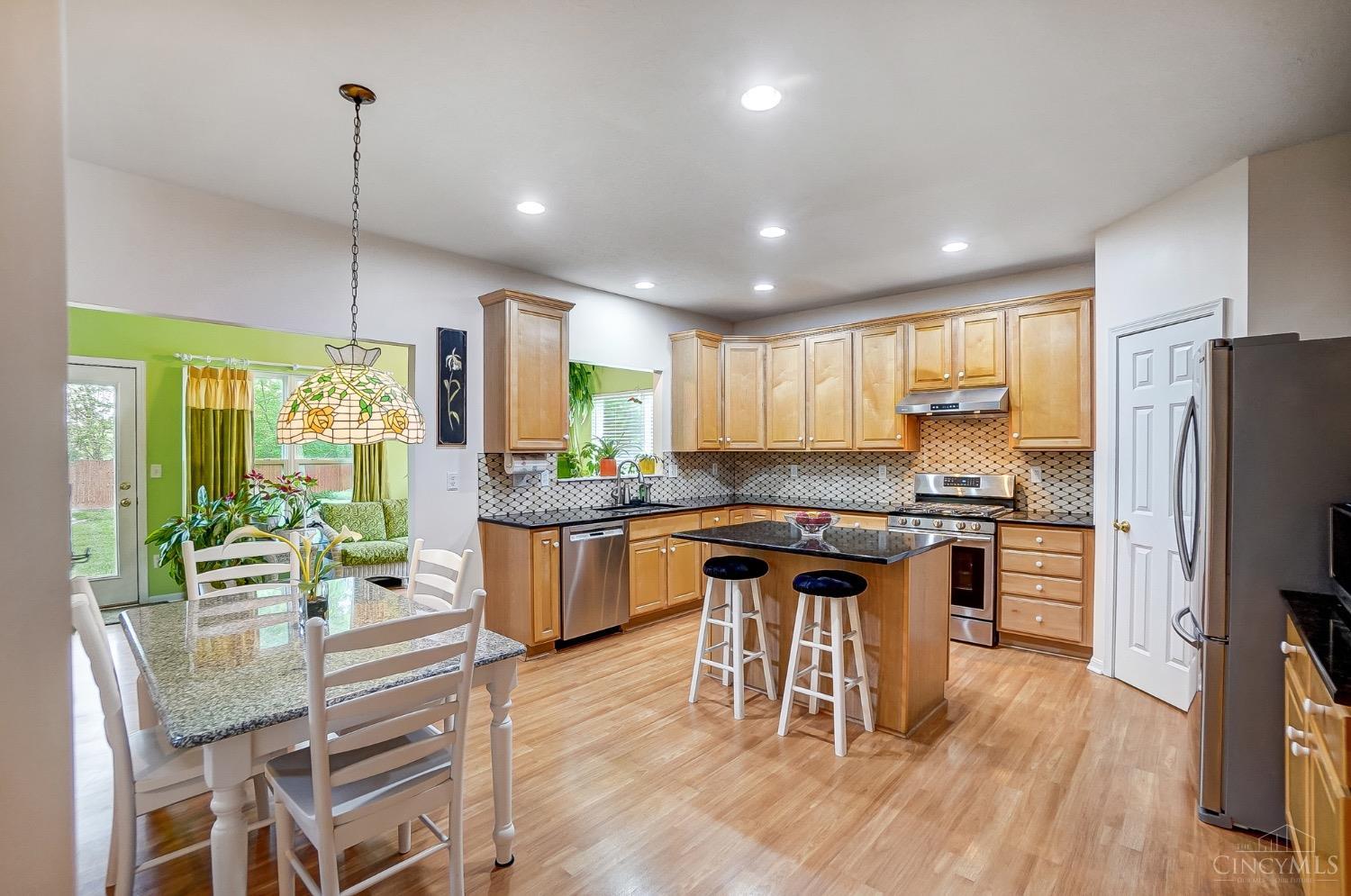 5733 Thornberry Court