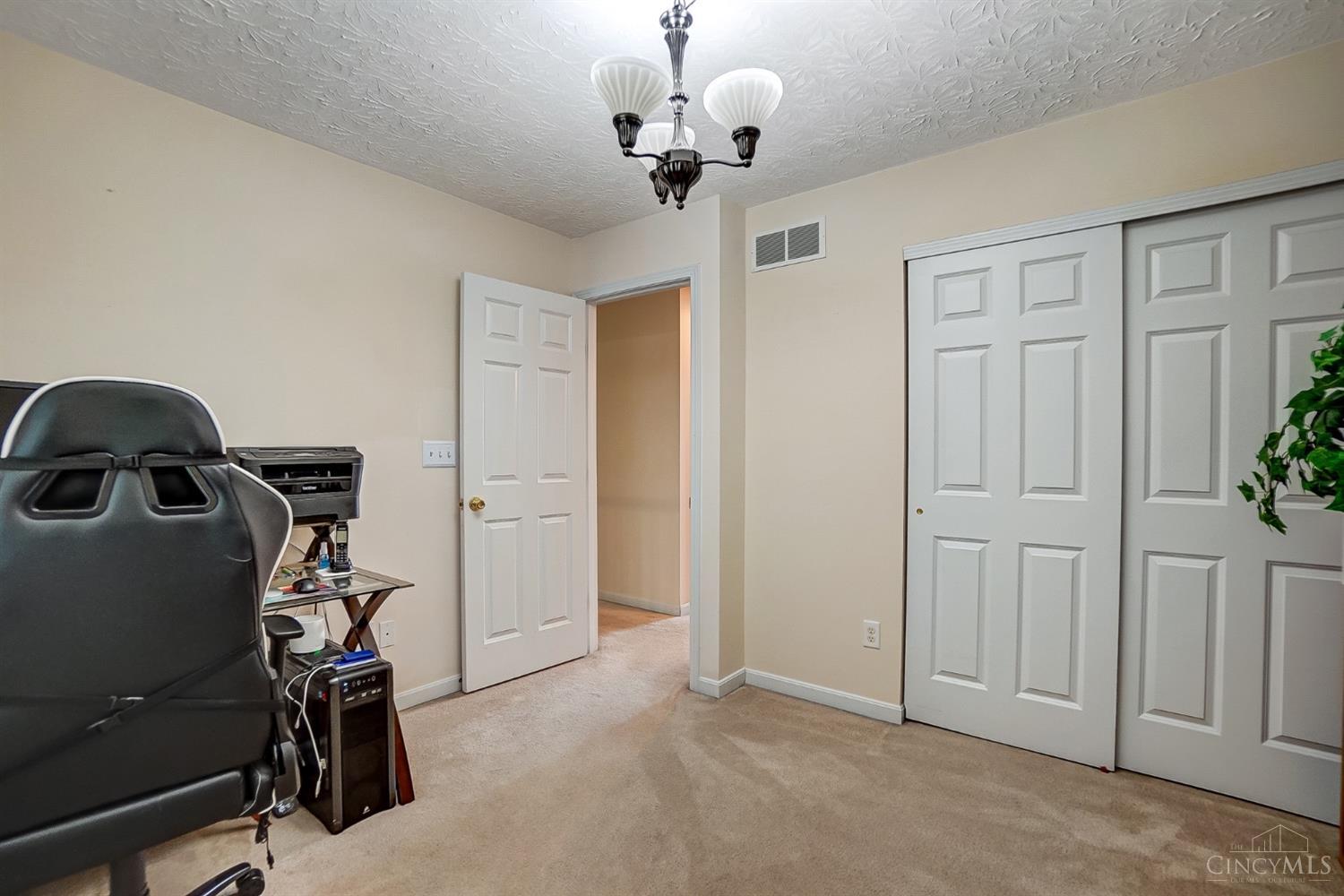 5733 Thornberry Court