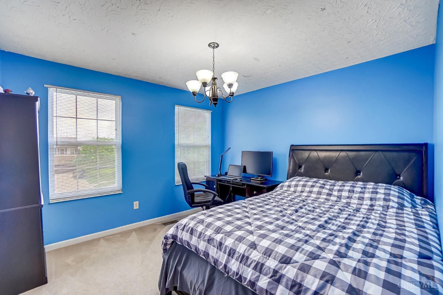 5733 Thornberry Court