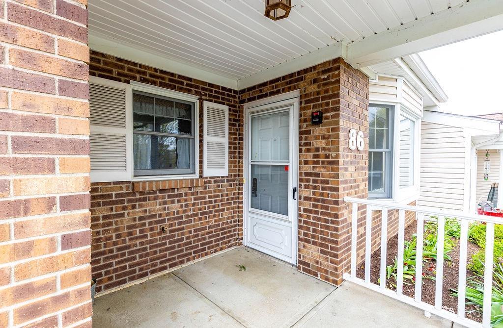 86 Schroder Lane