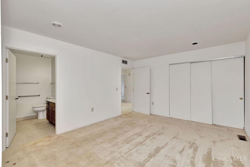 86 Schroder Lane