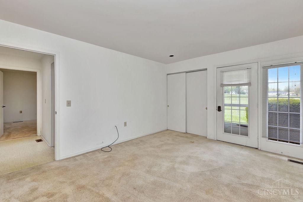 86 Schroder Lane