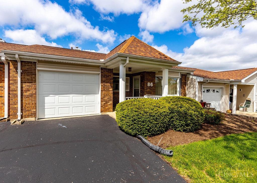 86 Schroder Lane