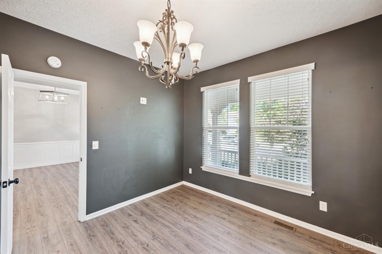 6721 Waverly Park