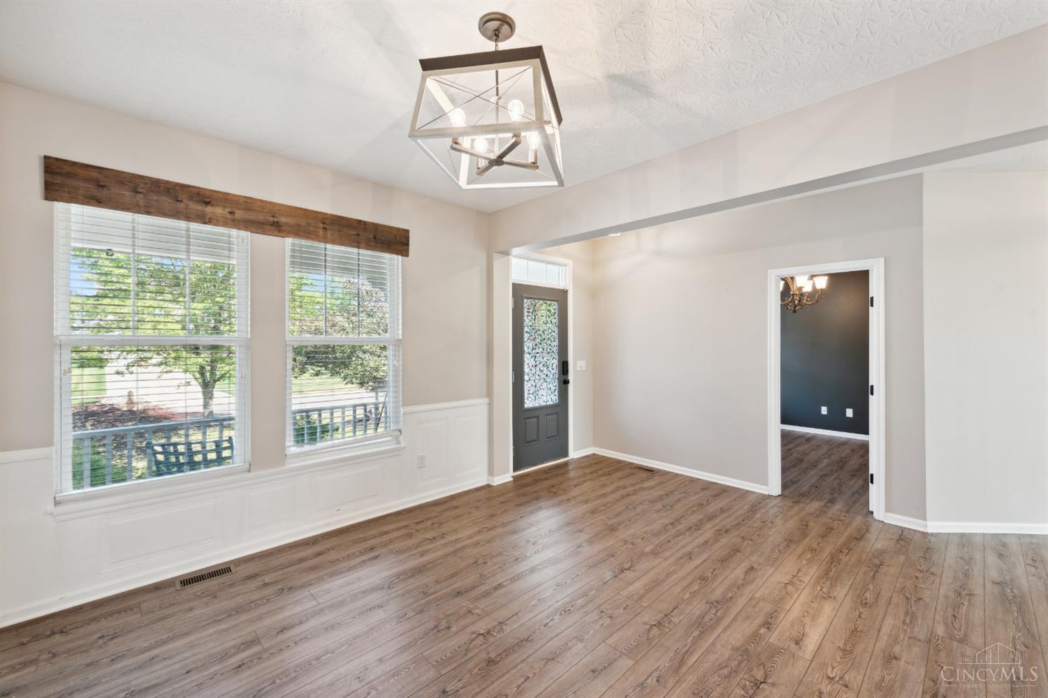 6721 Waverly Park