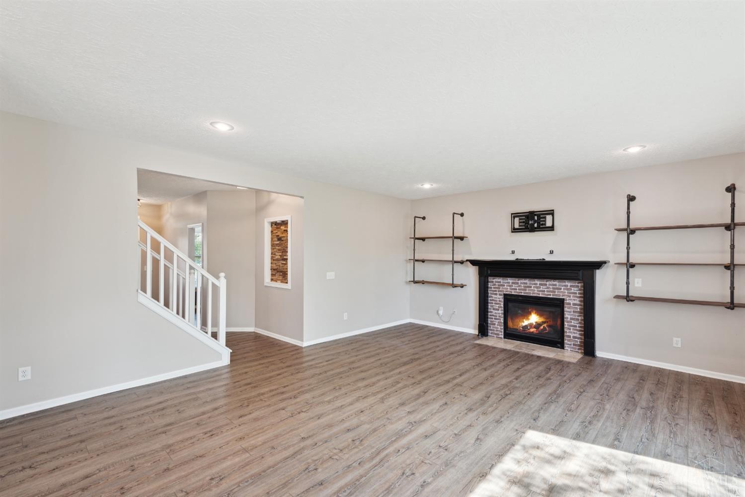 6721 Waverly Park