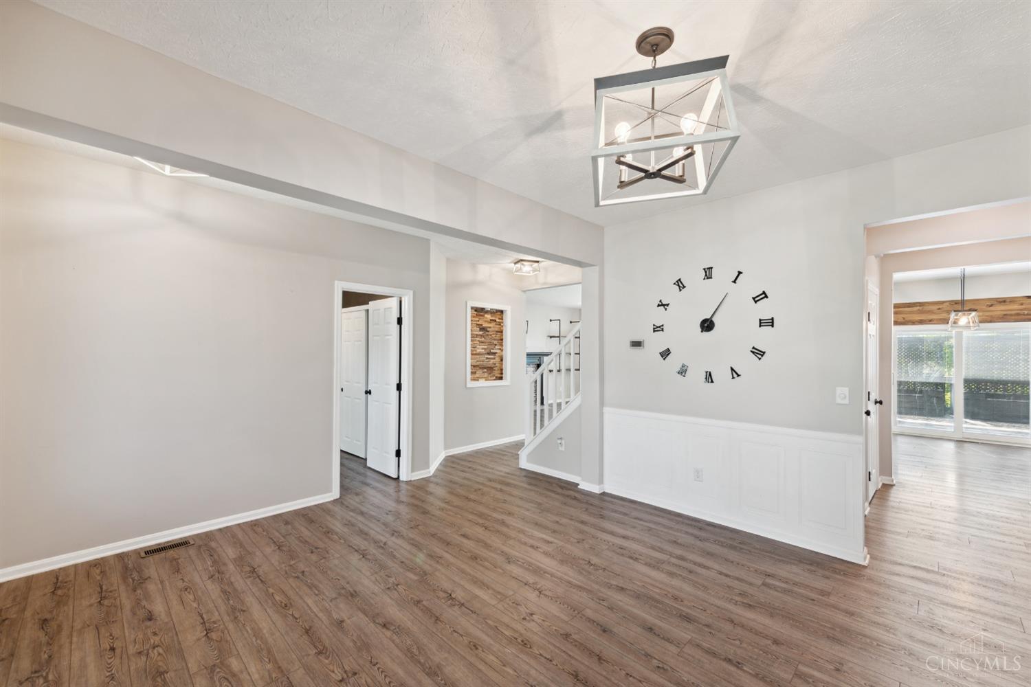 6721 Waverly Park