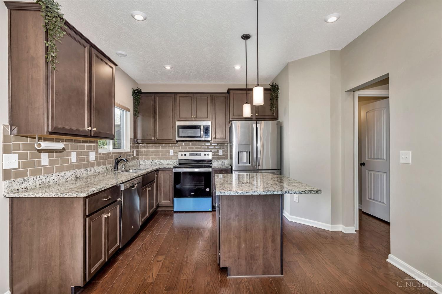 2776 Leonardo Wy