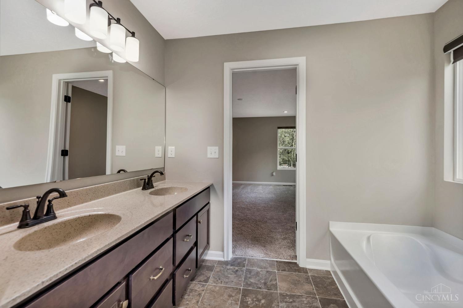 2776 Leonardo Wy