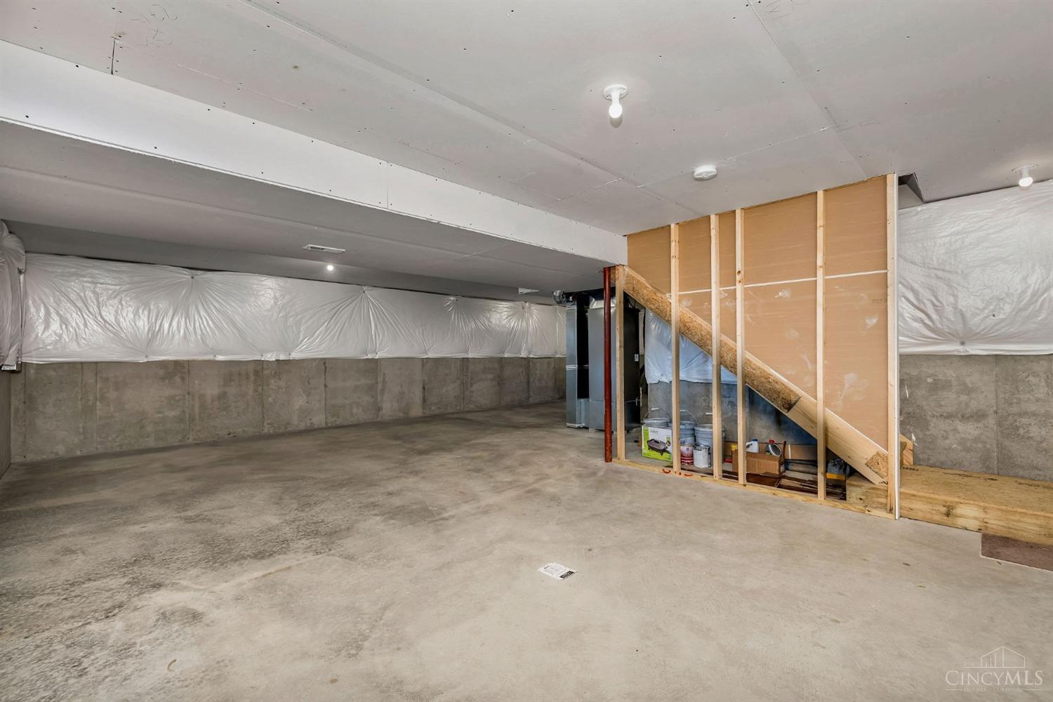 2776 Leonardo Wy
