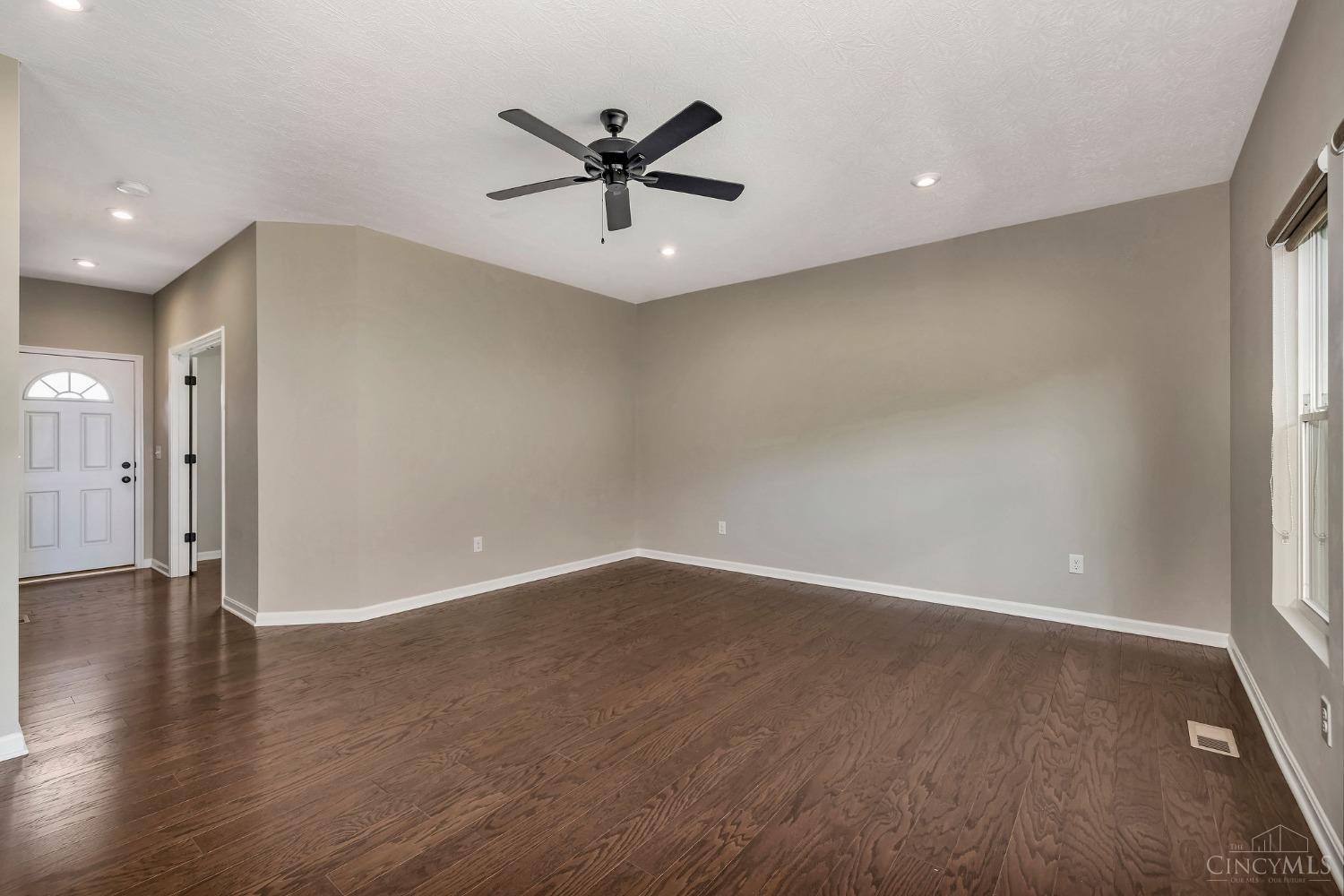 2776 Leonardo Wy