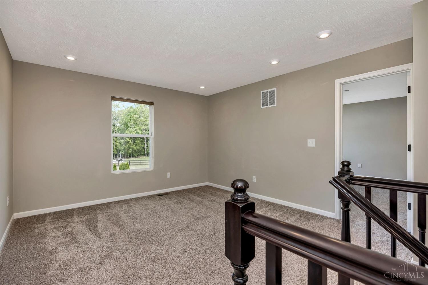 2776 Leonardo Wy