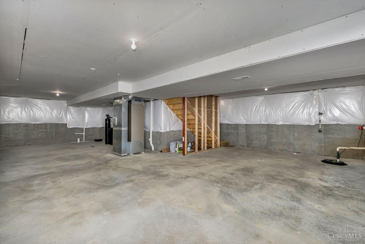 2776 Leonardo Wy