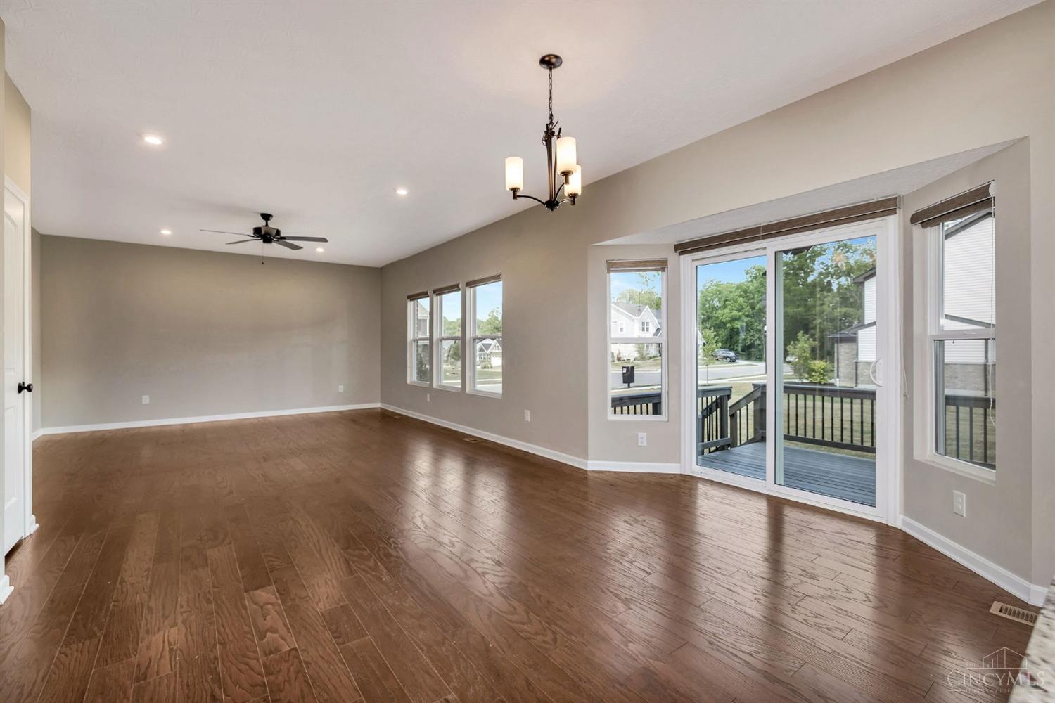 2776 Leonardo Wy