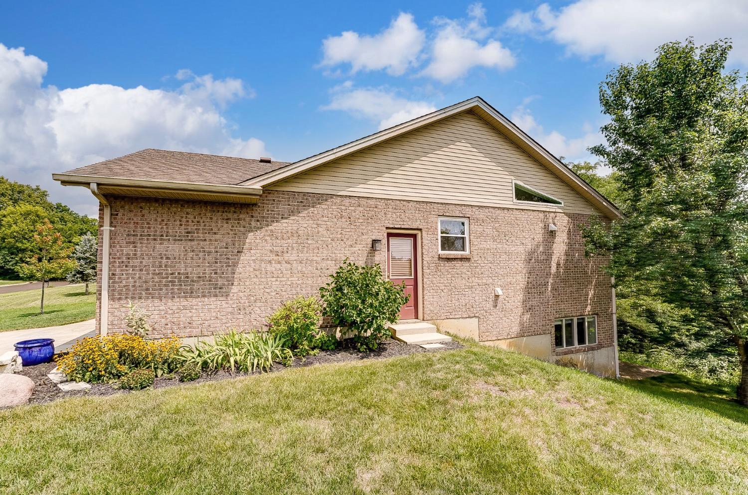 4665 Stonehaven Drive