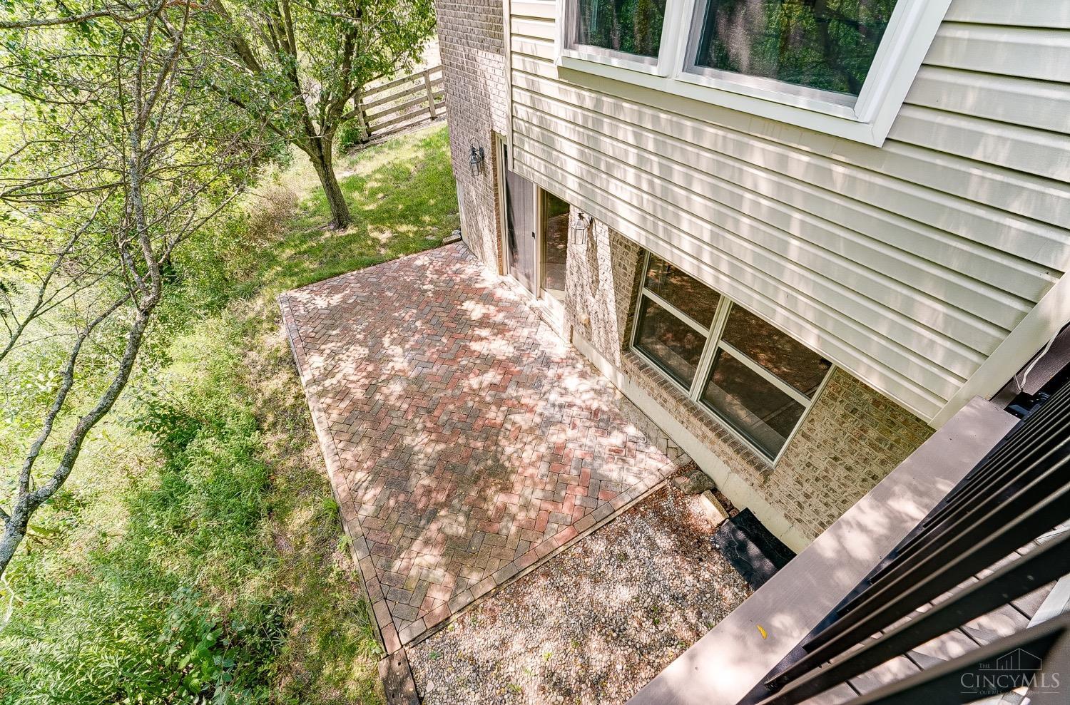 4665 Stonehaven Drive