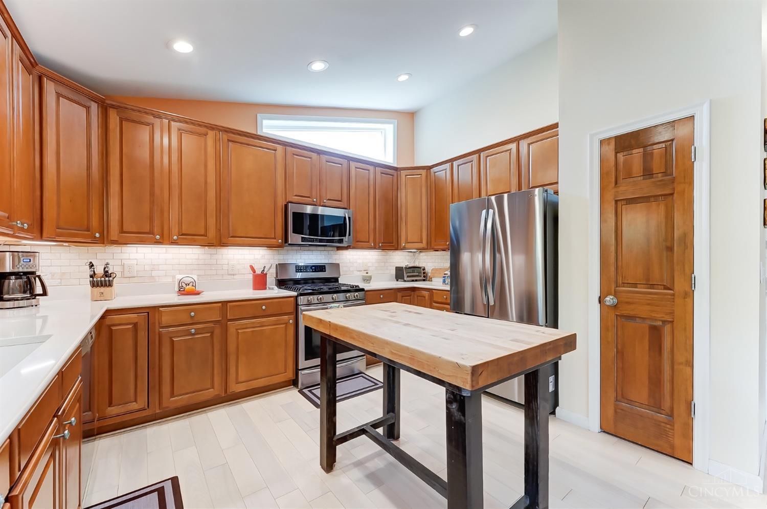 4665 Stonehaven Drive