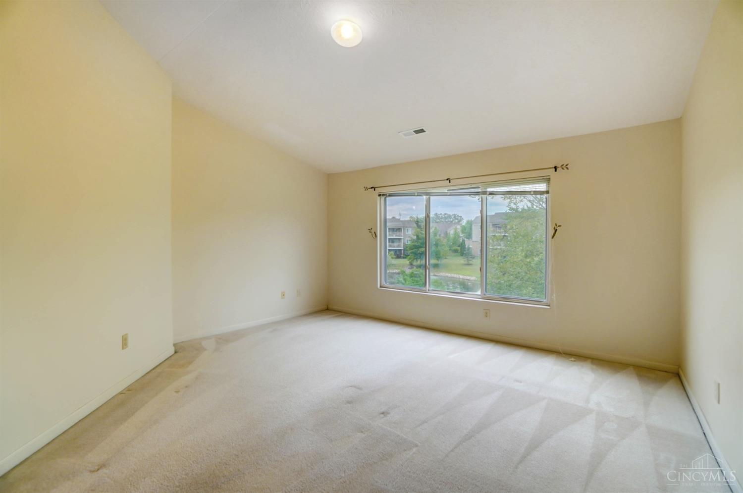 5621 Dockside Drive