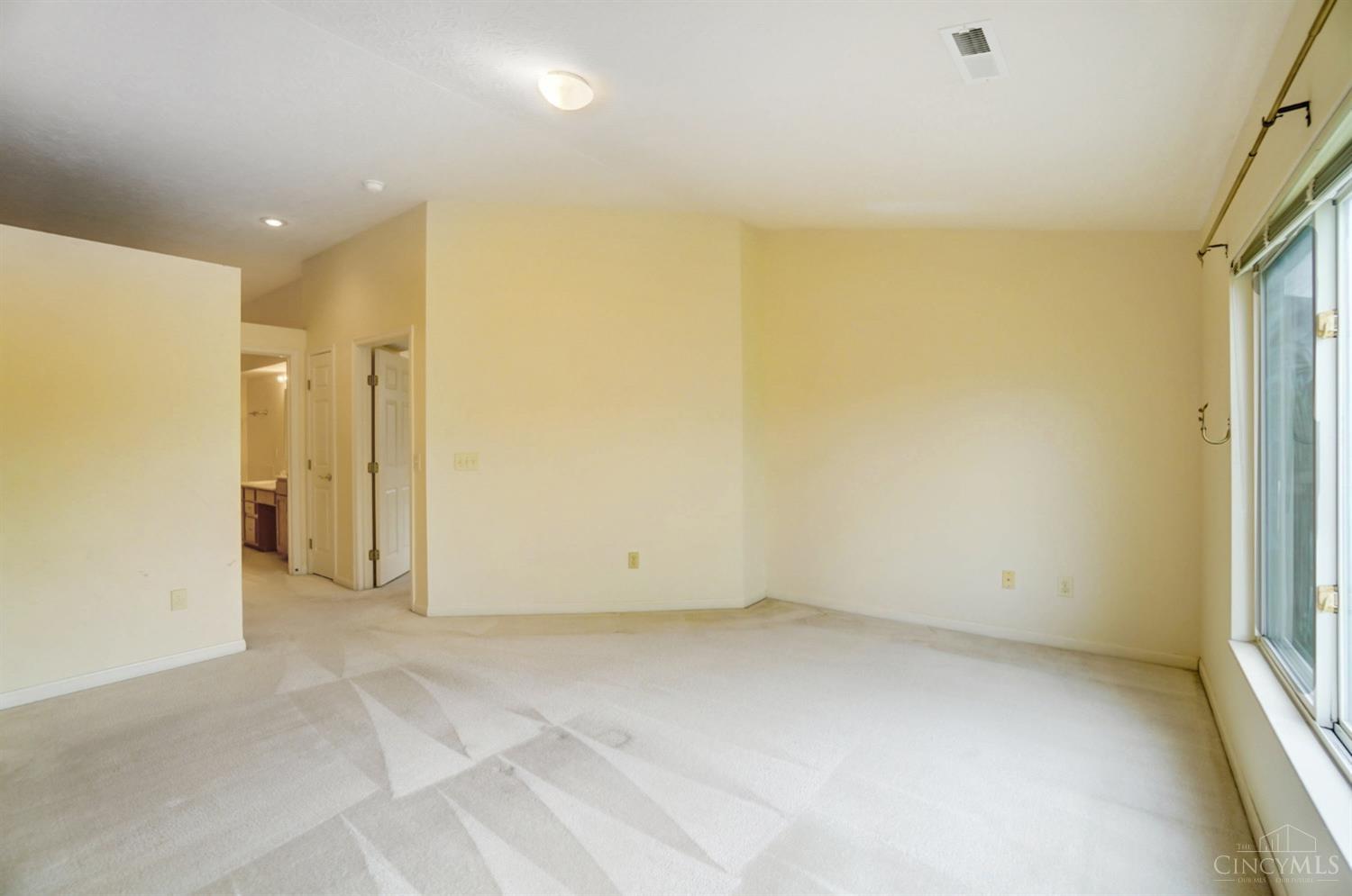 5621 Dockside Drive