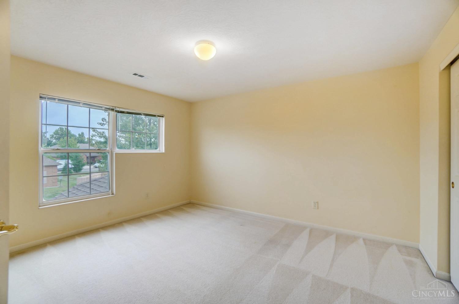 5621 Dockside Drive