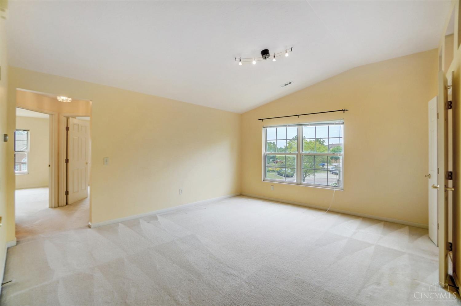 5621 Dockside Drive