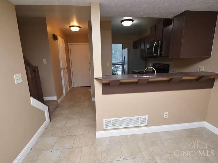 5054 Columbia Circle