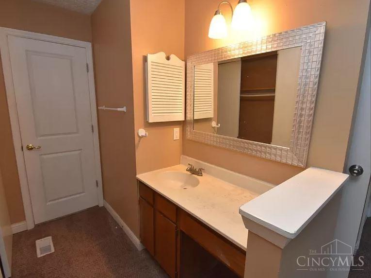 5054 Columbia Circle