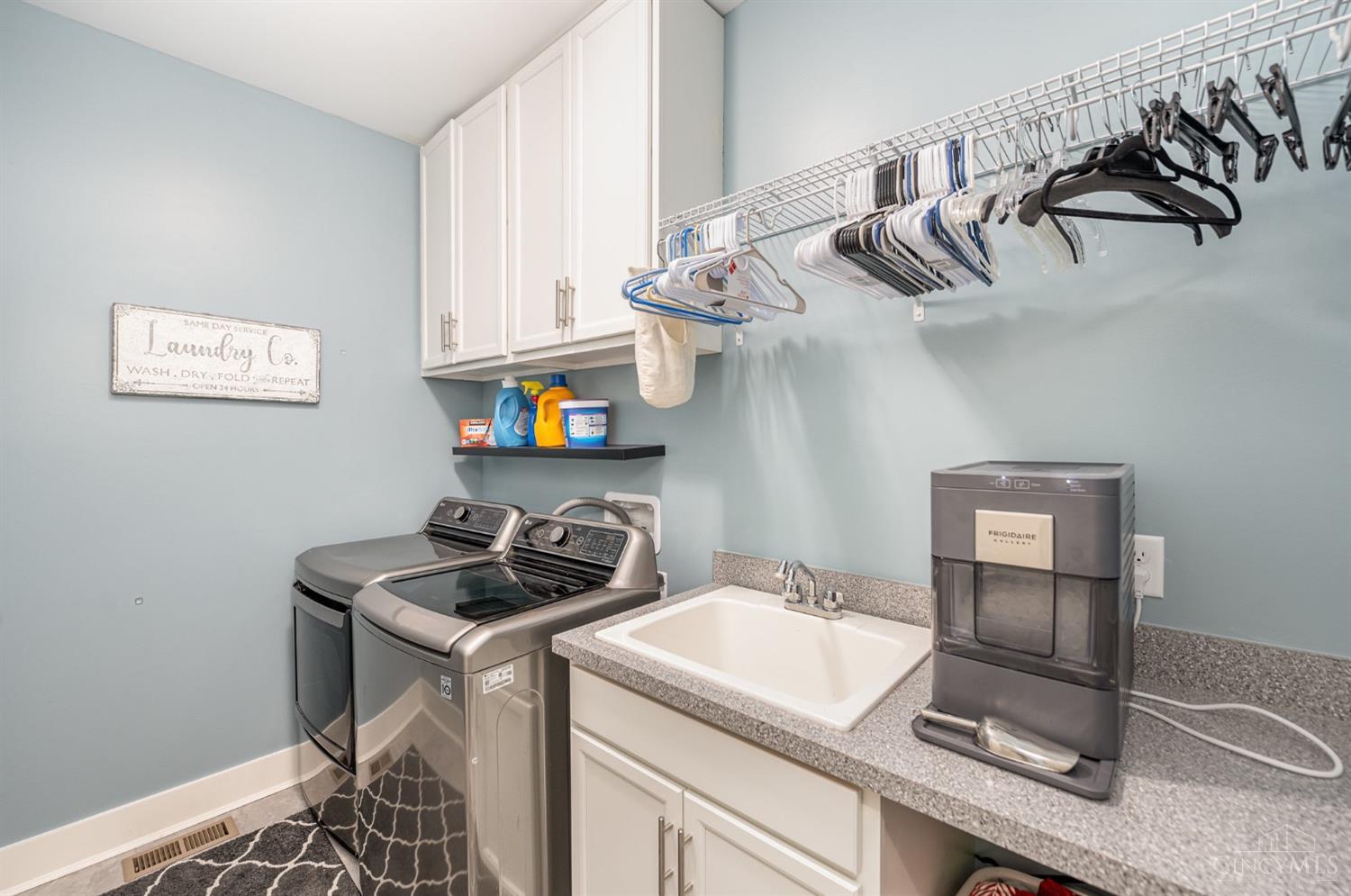 5495 Buffalo Dance Drive