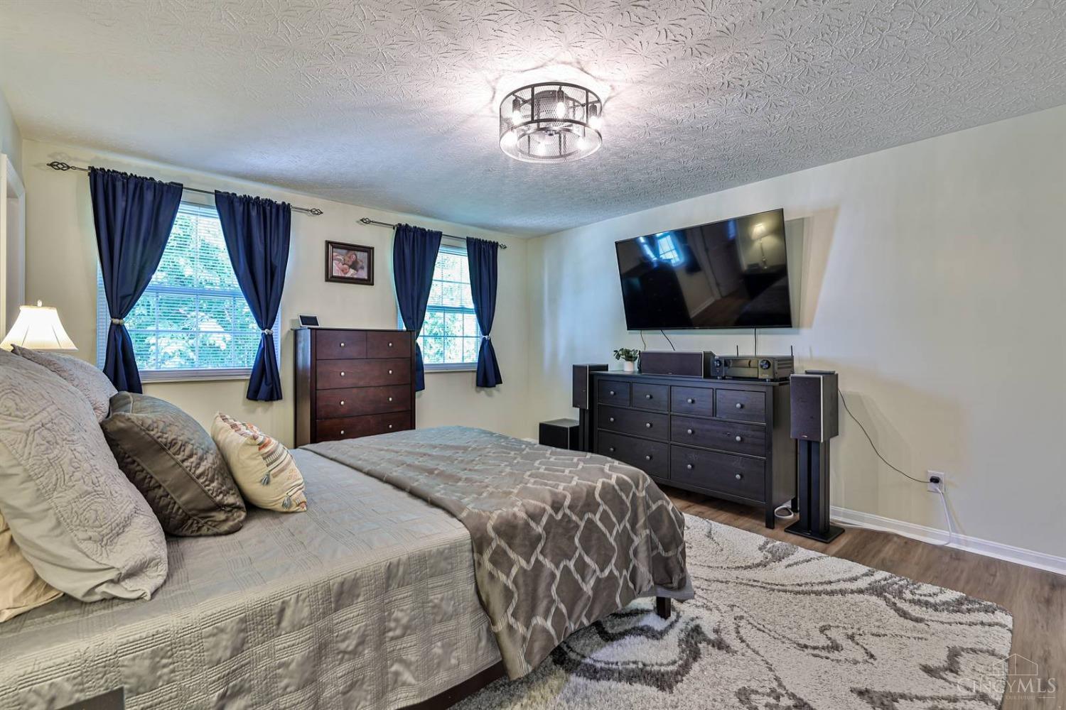 8319 Lee Court