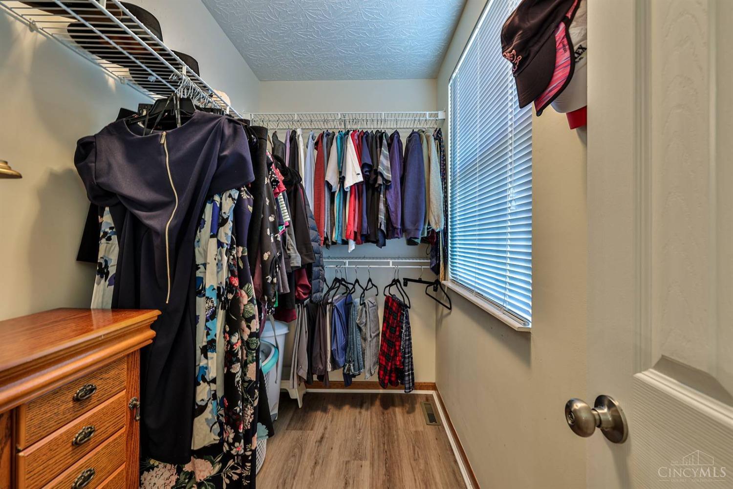 8319 Lee Court