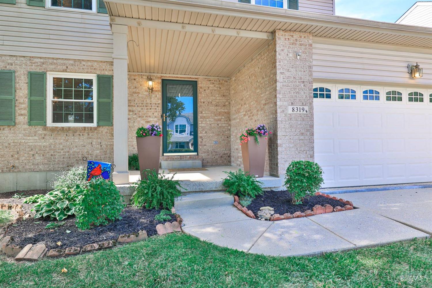 8319 Lee Court