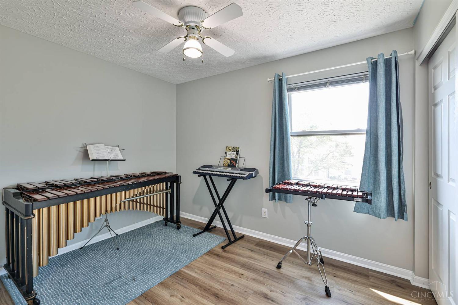8319 Lee Court