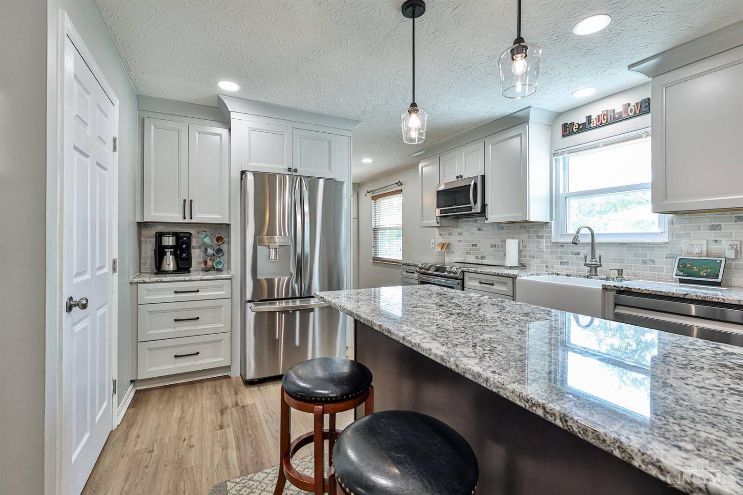 8319 Lee Court