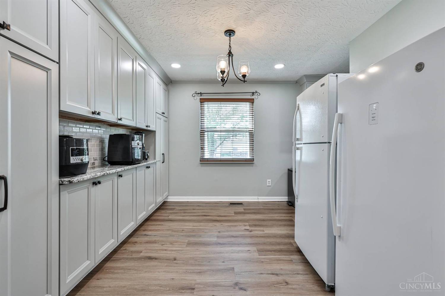 8319 Lee Court