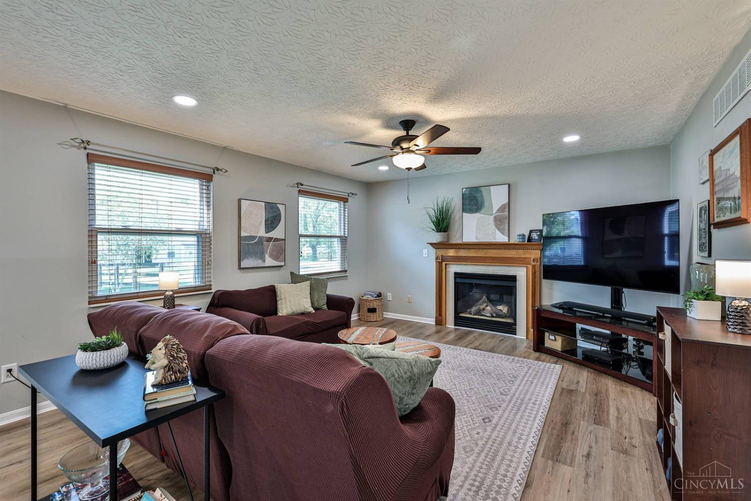 8319 Lee Court