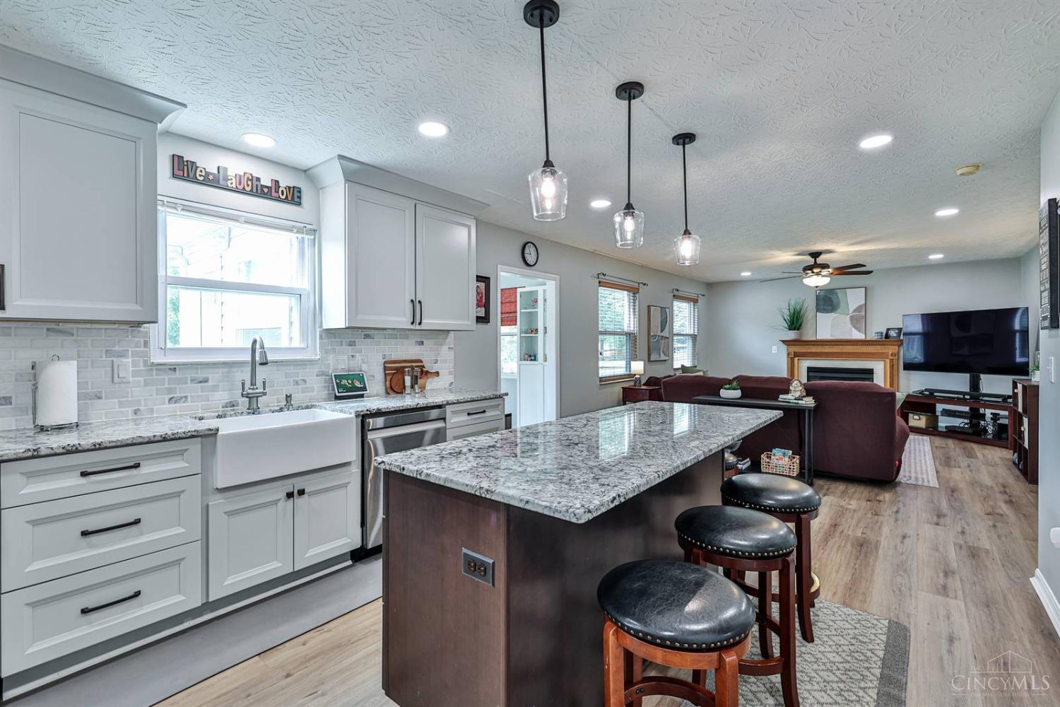 8319 Lee Court