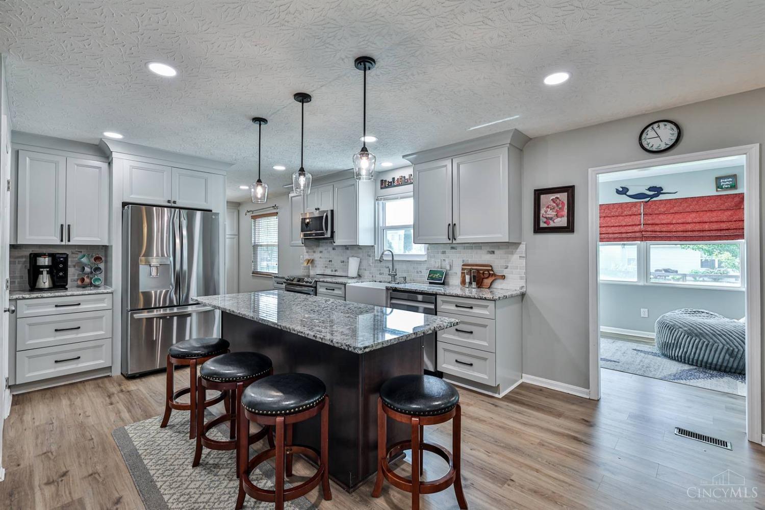 8319 Lee Court