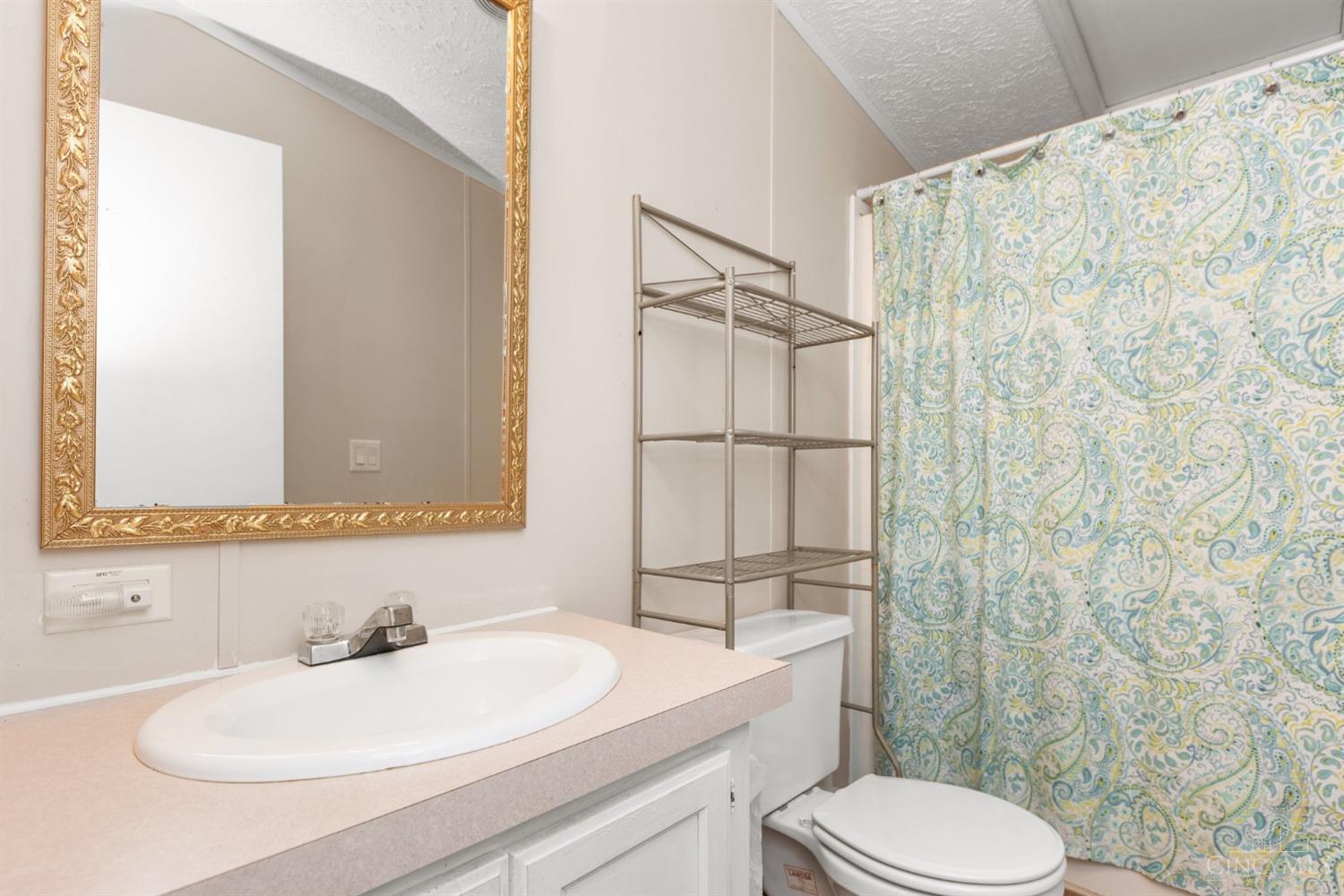 8223 St Rt 505