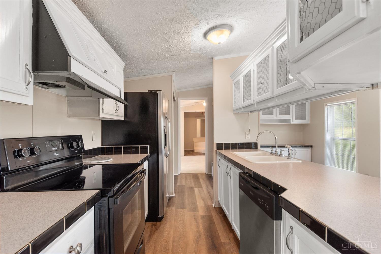 8223 St Rt 505
