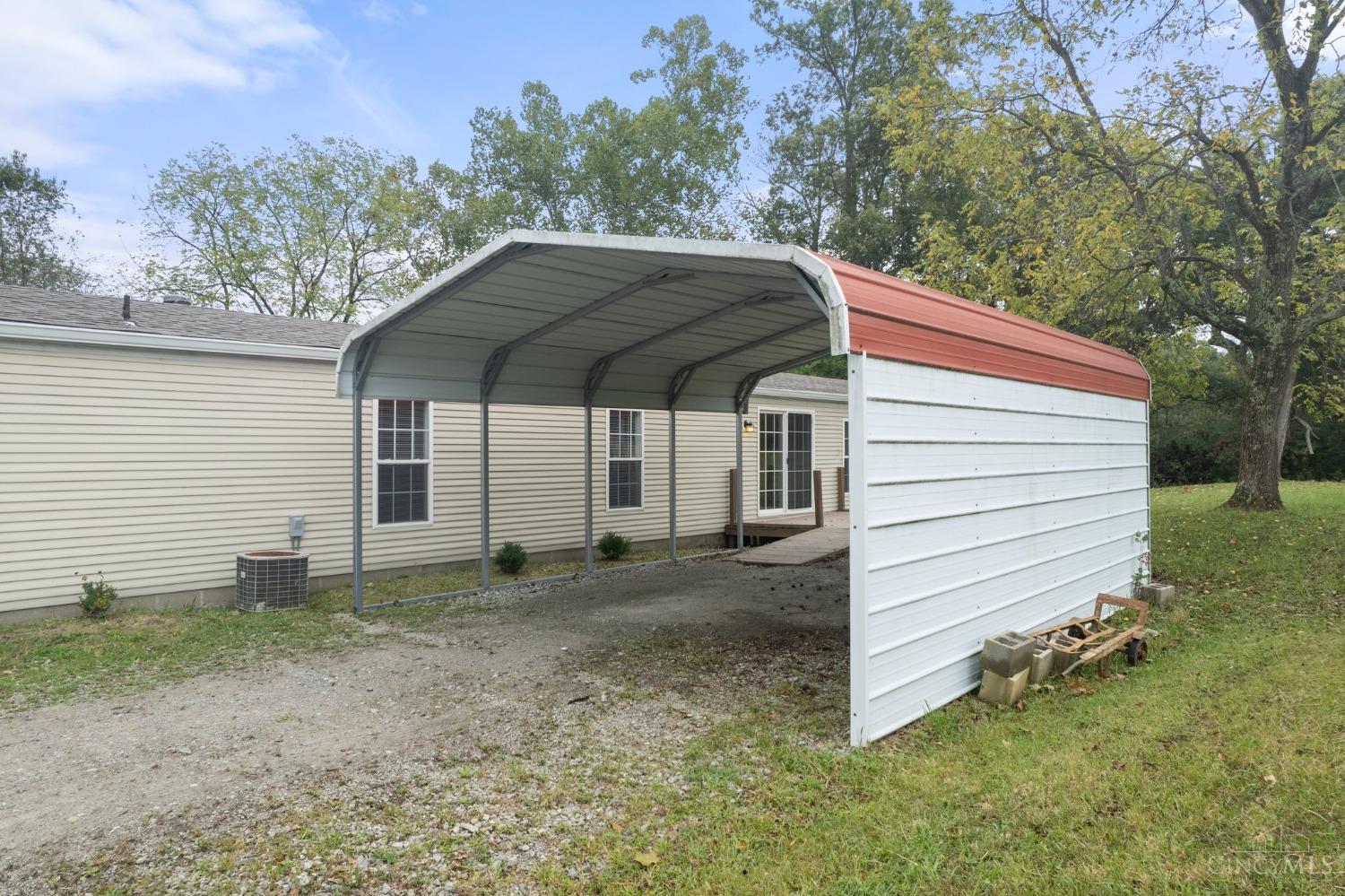 8223 St Rt 505