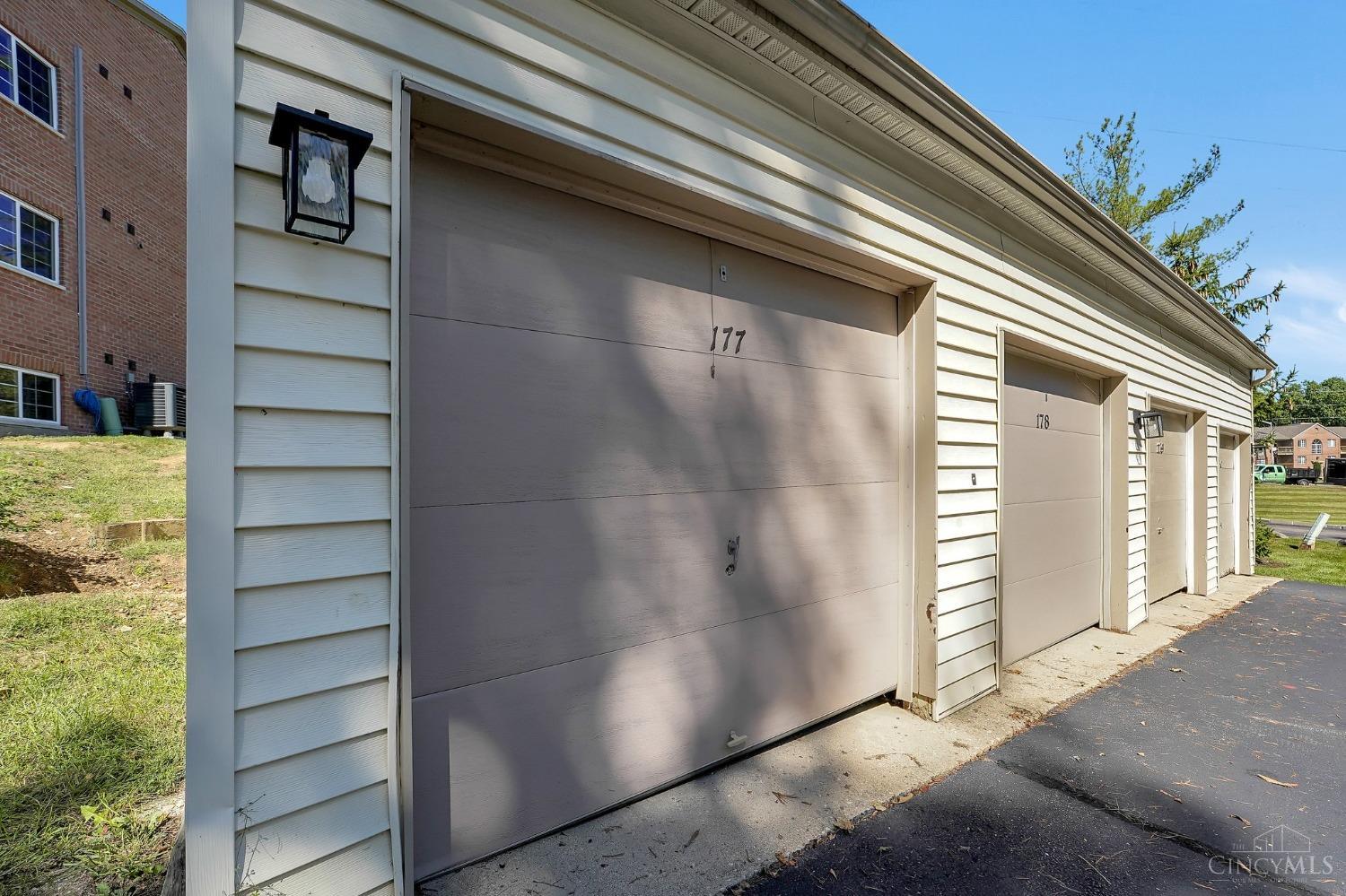 1605 W Augusta Boulevard 177