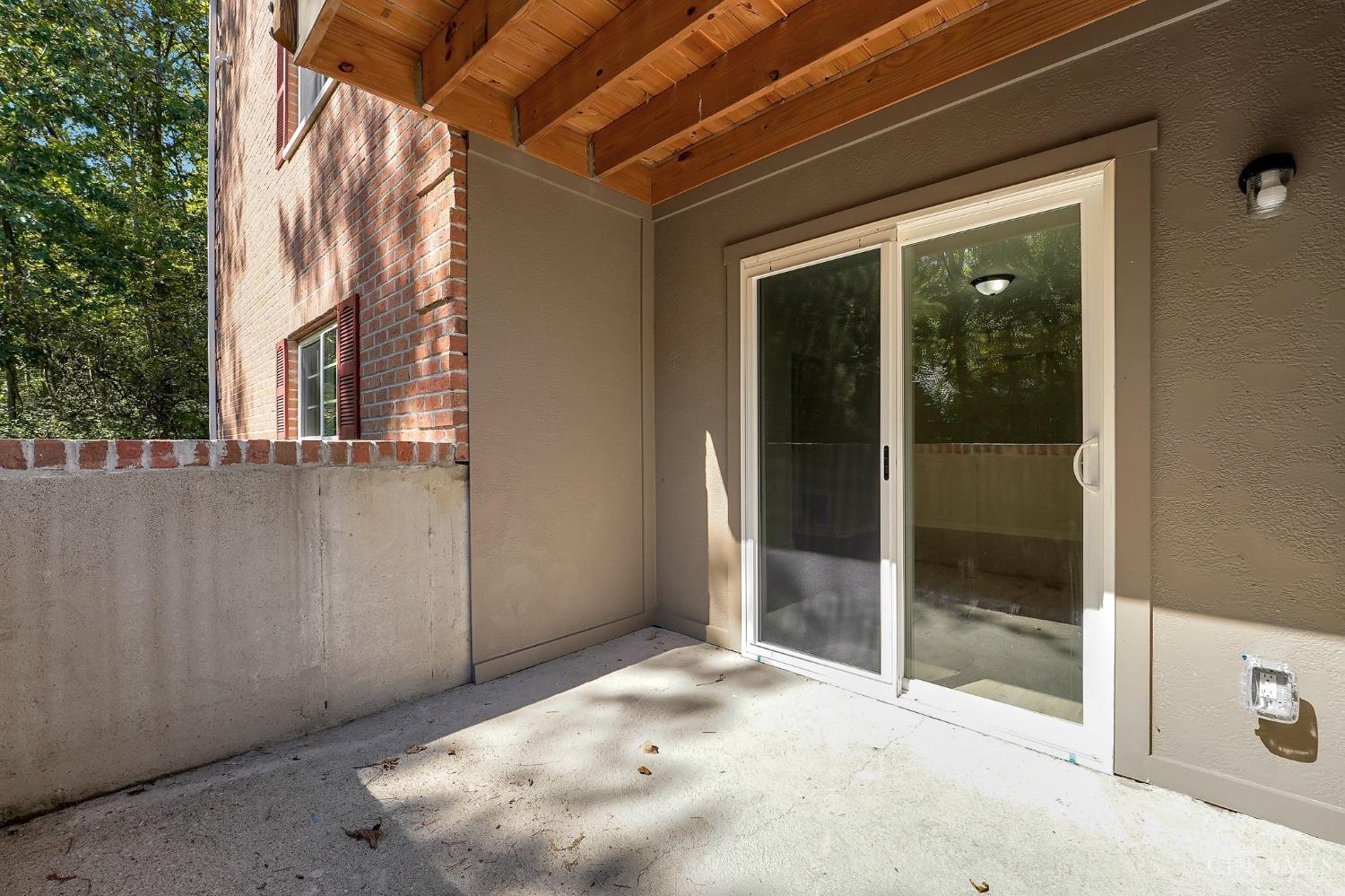 1605 W Augusta Boulevard 177