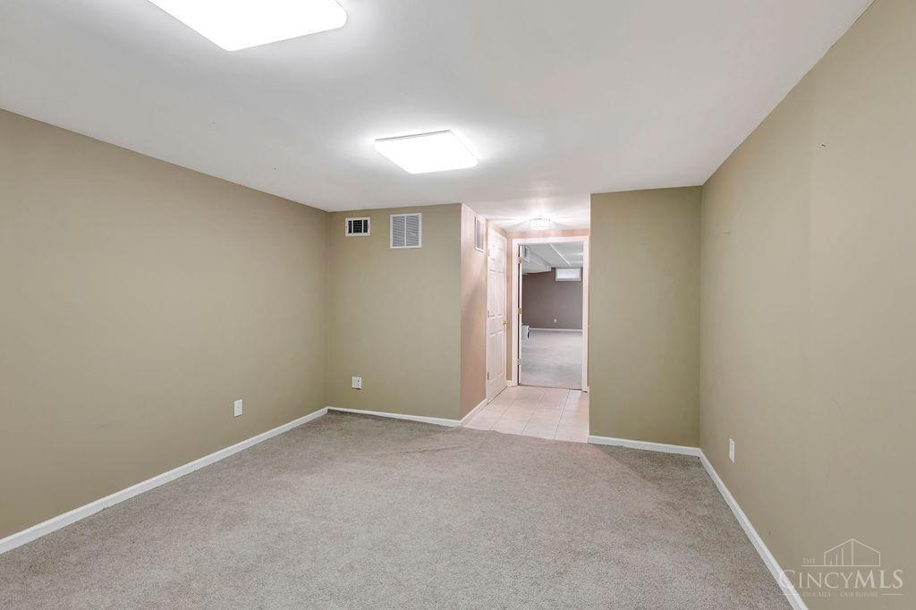 5851 Maxfli Lane