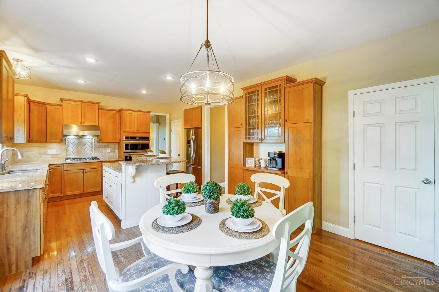 4696 Oakland Court